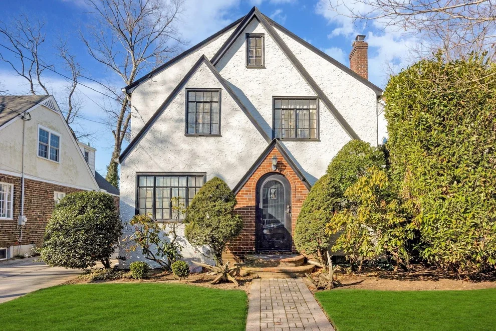 Unit for sale at 98 Chestnut Avenue, Hempstead, NY 11001