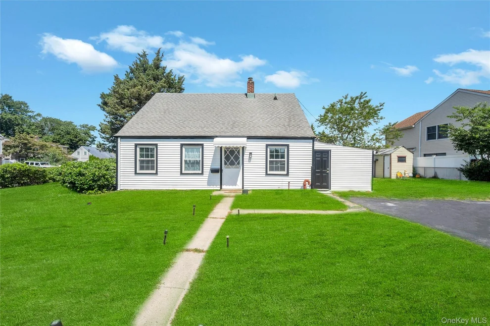Unit for sale at 88 Anchor Lane, Hempstead, NY 11756