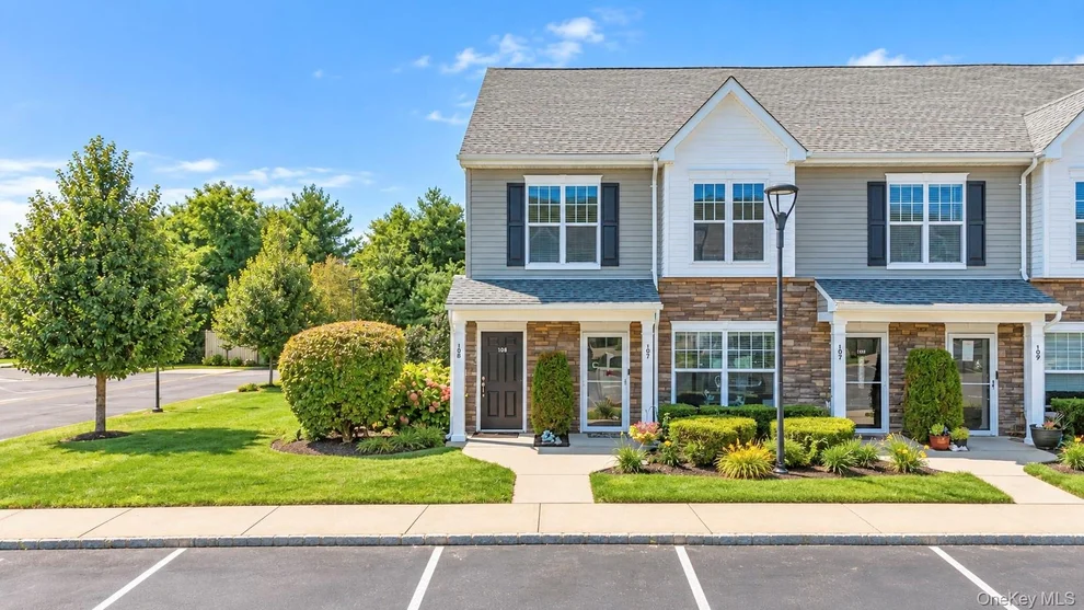 Unit for sale at 106 Weatherby Lane, Islip, NY 11722