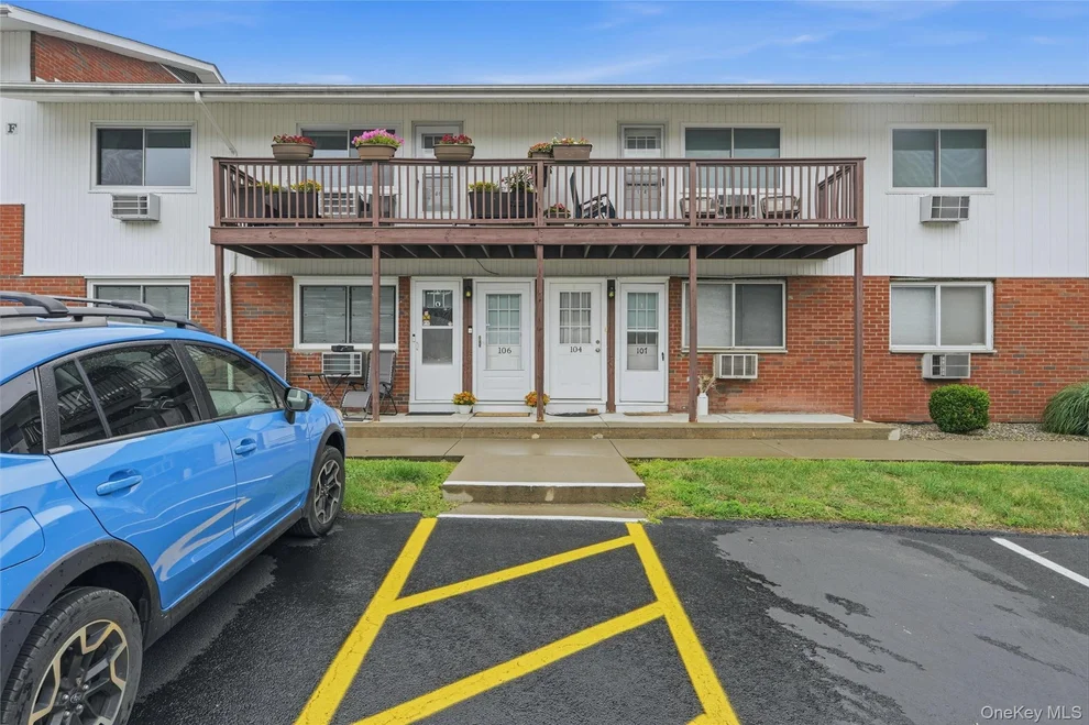 Unit for sale at 321 Titusville Road, Poughkeepsie (Town), NY 12603