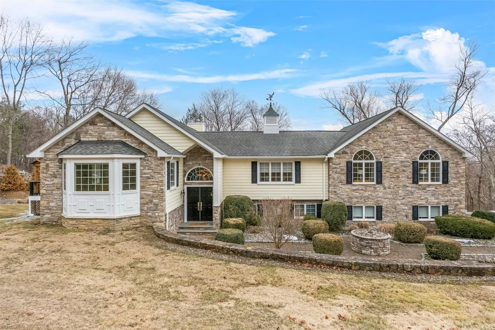 Unit for sale at 54 Queens Way, Carmel, NY 10541