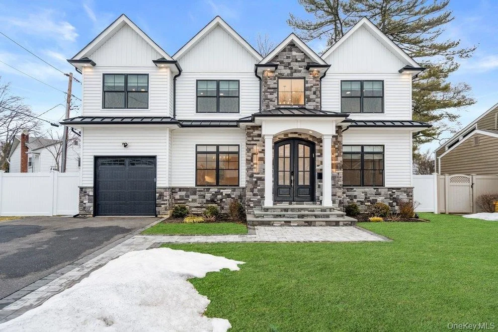 Unit for sale at 43 Voorhis Drive, Oyster Bay, NY 11804