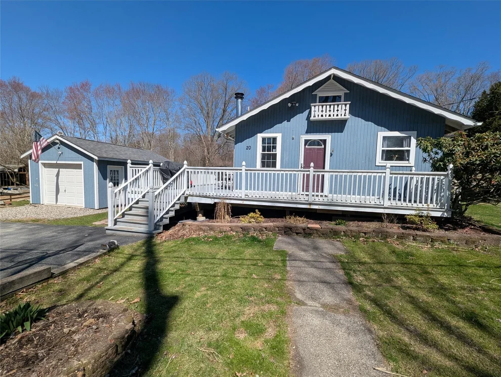 Unit for sale at 20 Farmingdale Lane, Wallkill, NY 12721