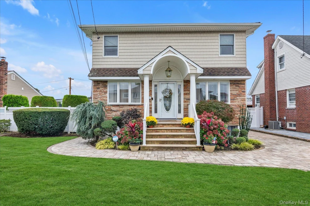 Unit for sale at 865 Third Avenue, Hempstead, NY 11010
