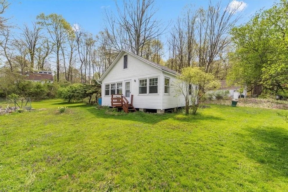 Unit for sale at 3300 Baker Street, Yorktown, NY 10547