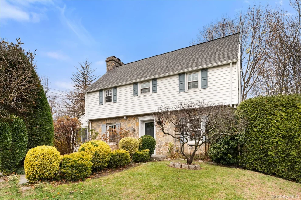 Unit for sale at 1 Winslow Circle, Eastchester, NY 10707