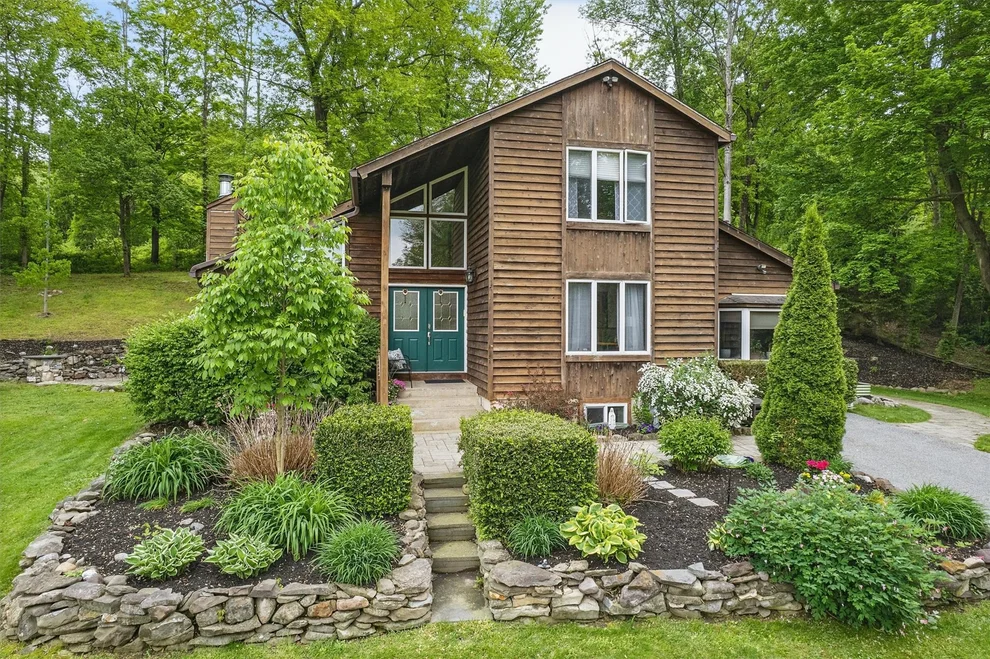 Unit for sale at 228 Bellvale Lakes Road, Warwick (Town), NY 10990