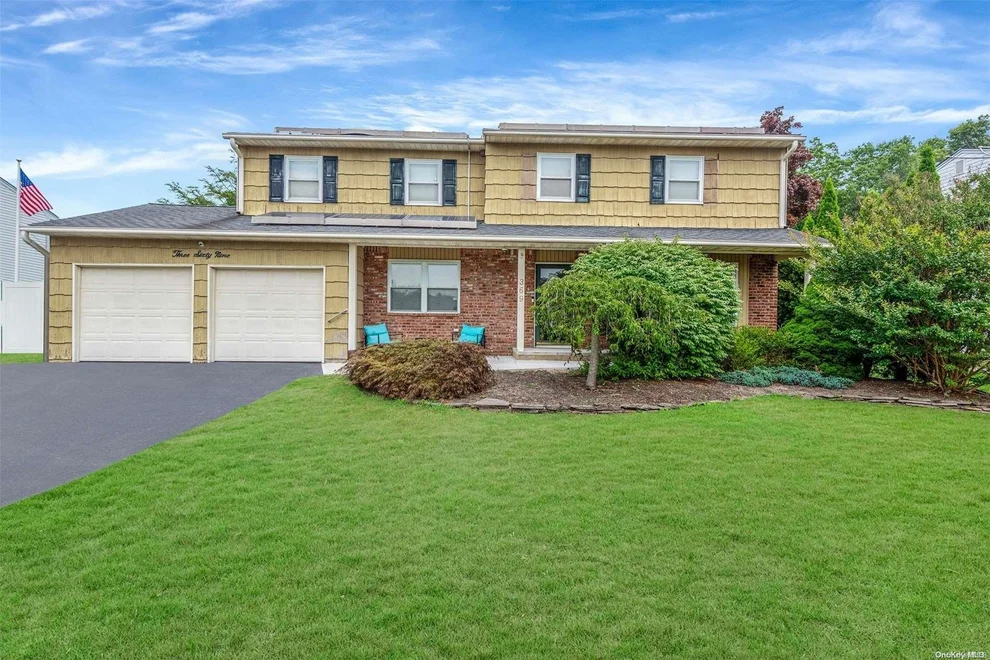 Unit for sale at 369 Singingwood Drive, Islip, NY 11741