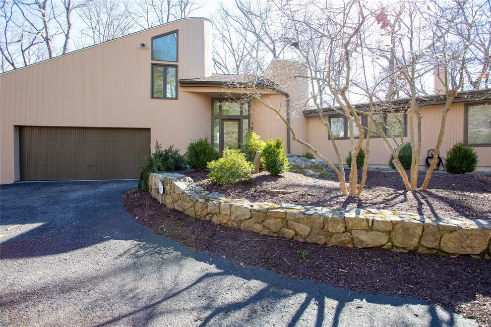 Unit for sale at 109 Mustato Road, Bedford, NY 10536