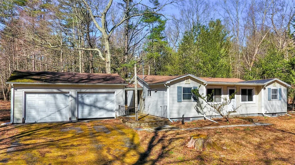 Unit for sale at 25 Van Buskirk Road, Saugerties, NY 12477