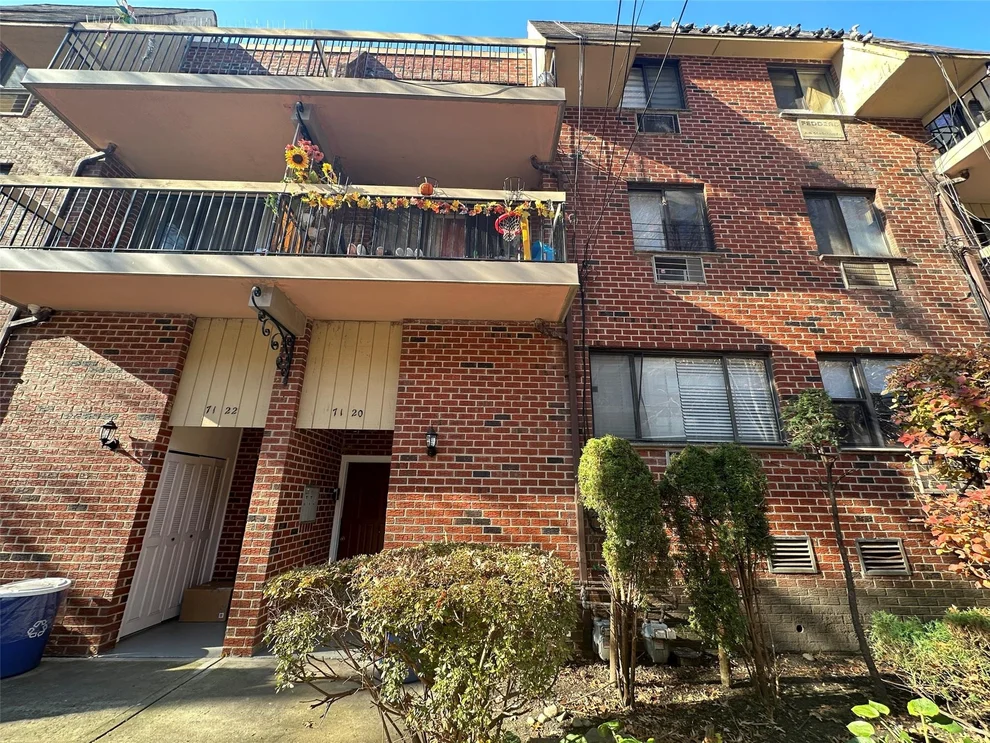 Unit for sale at 71-20 162 Street, New York, NY 11364