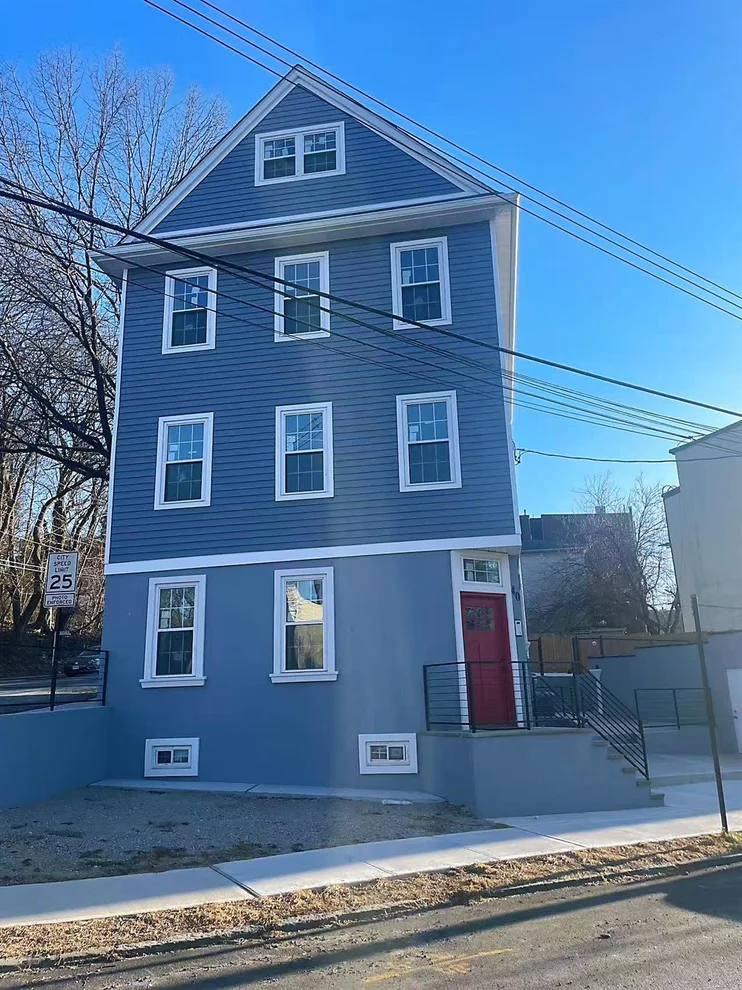 Unit for sale at 40 Cassidy Place, New York, NY 10301