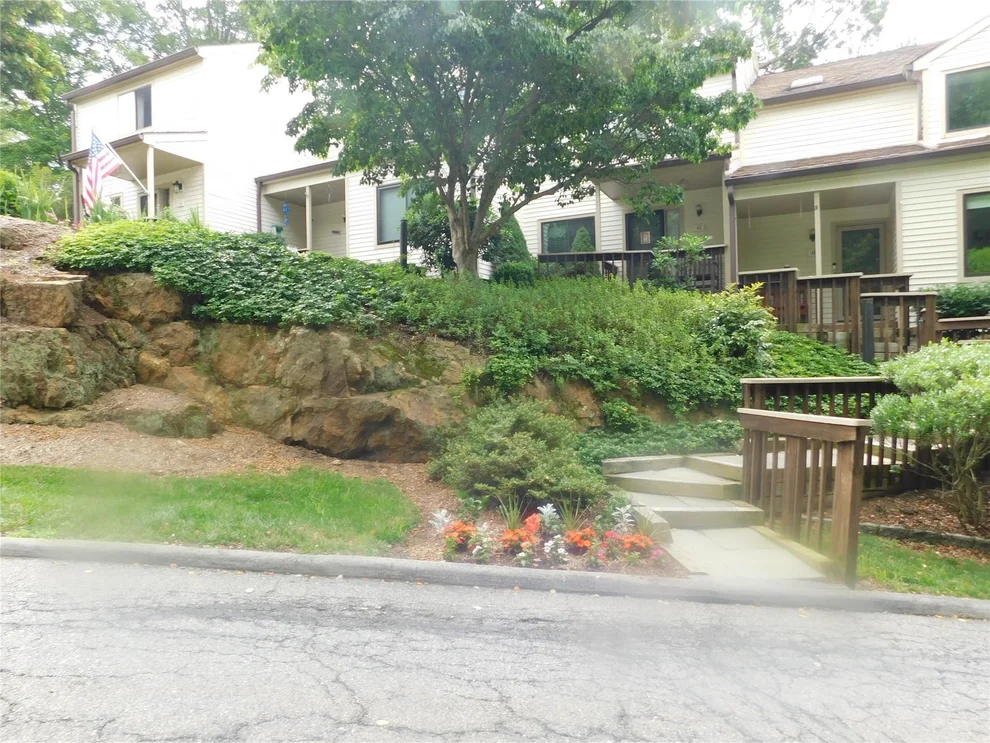 Unit for sale at 42 Touchstone Way, New Castle, NY 10546