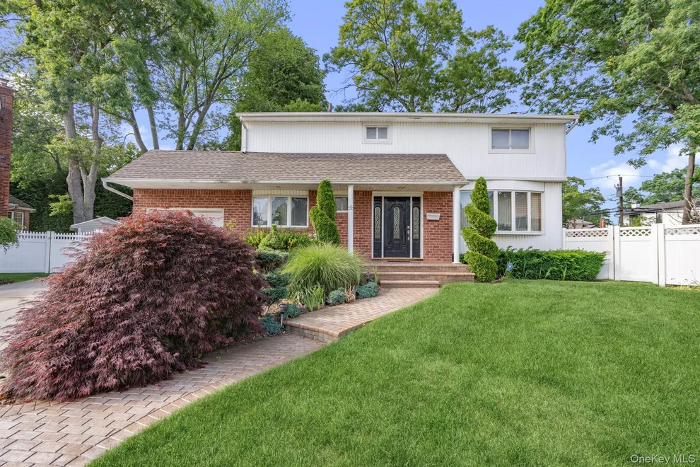Unit for sale at 45 Mildred Court, Oyster Bay, NY 11803