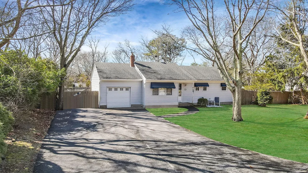 Unit for sale at 18 Lovell Road, Southampton, NY 11946