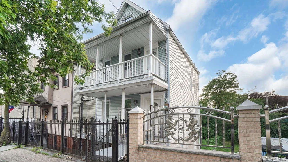 Unit for sale at 1513 Rosedale Avenue, New York, NY 10460