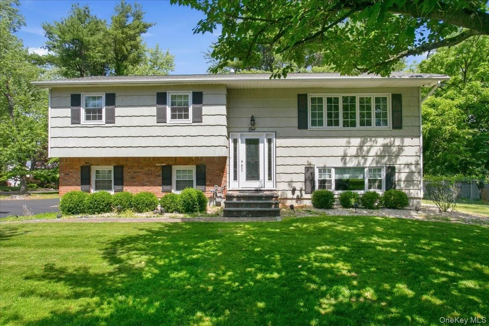Unit for sale at 1 Saddle Lane, Clarkstown, NY 10956