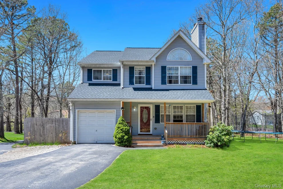 Unit for sale at 343 Oak Avenue, Southampton, NY 11901