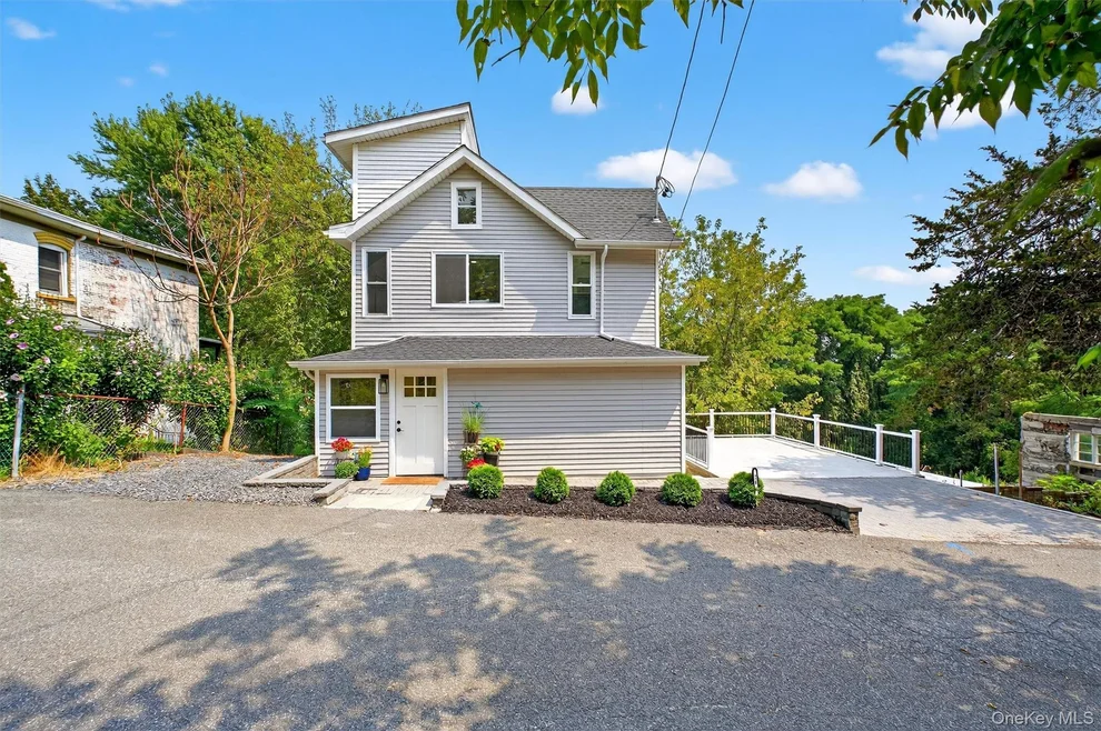 Unit for sale at 206 Willow Street, Kingston, NY 12401