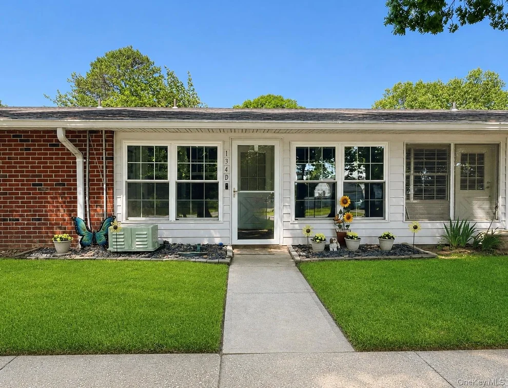 Unit for sale at 134 Eastbourne Court, Brookhaven, NY 11961