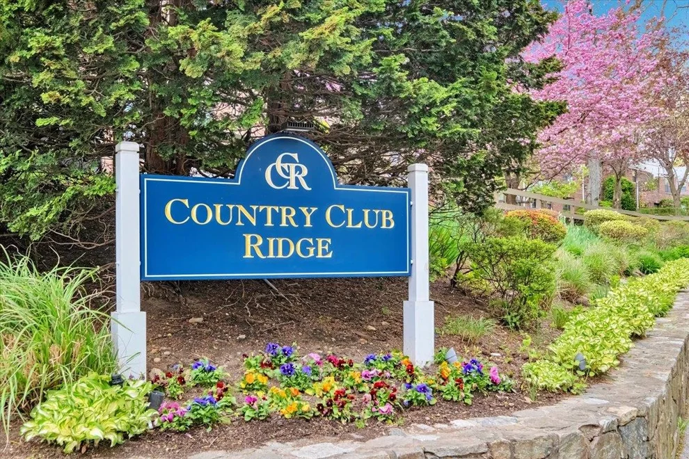 Unit for sale at 19 Rockledge Road, Greenburgh, NY 10530