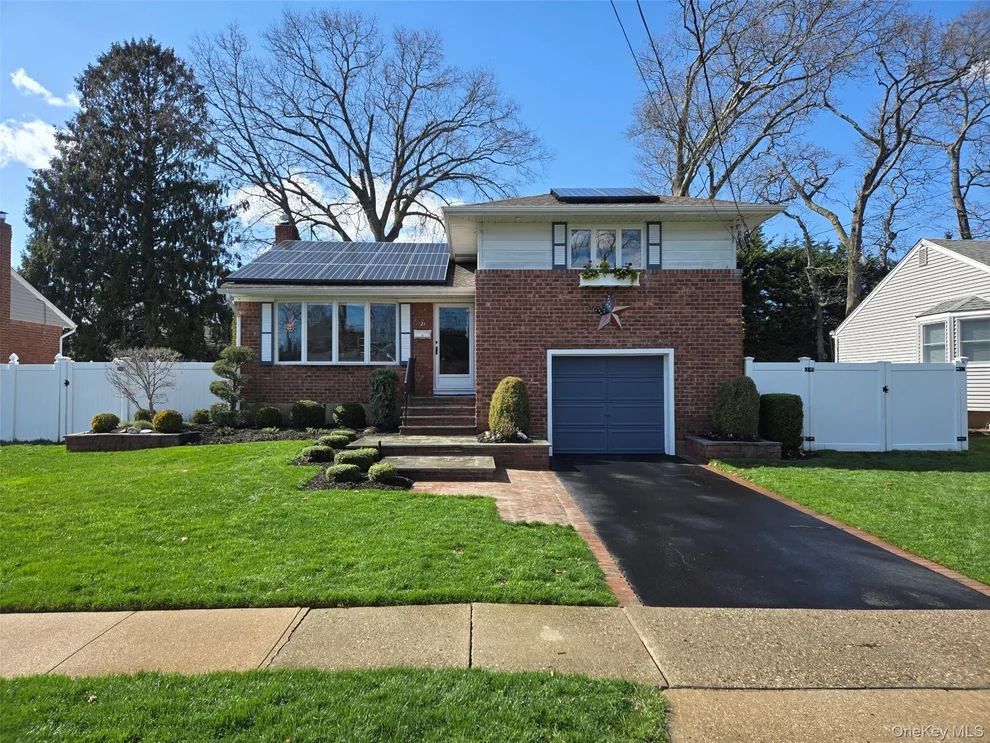 Unit for sale at 21 Nevin Terrace, Oyster Bay, NY 11762