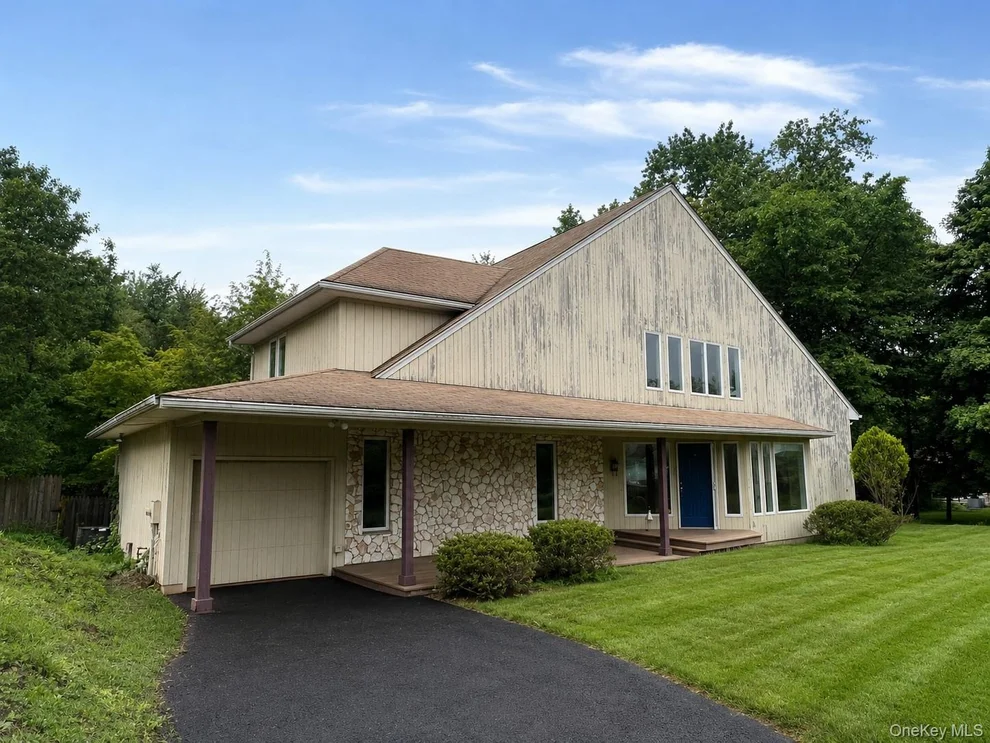 Unit for sale at 160 S Conger Avenue, Clarkstown, NY 10920