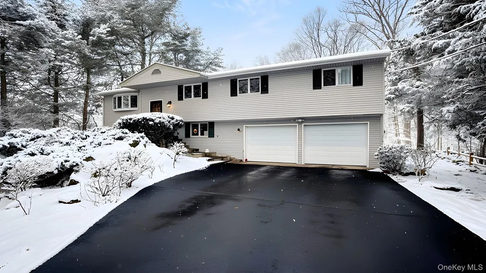 Unit for sale at 29 Meadow Lane, New Castle, NY 10514