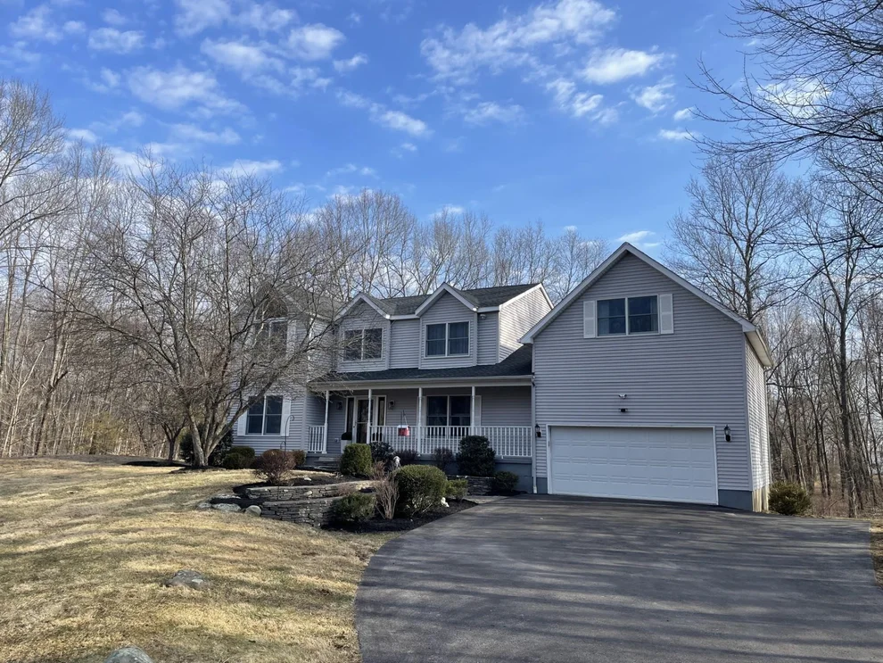 Unit for sale at 12 Robinson Garden, Wappinger, NY 12590