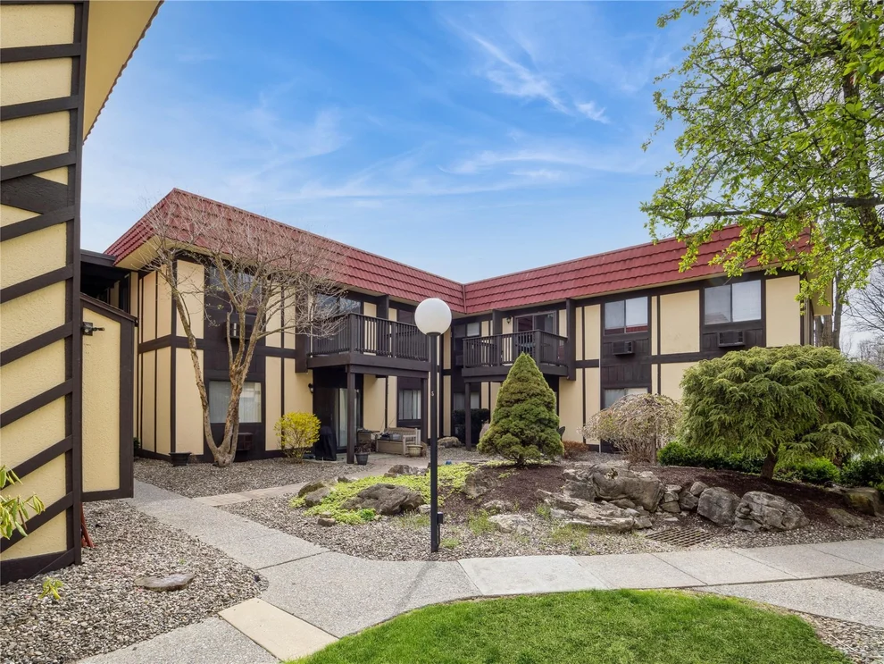 Unit for sale at 2 Loudon Drive, Fishkill, NY 12524