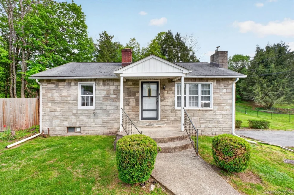 Unit for sale at 17 Holt Road, Hyde Park, NY 12538