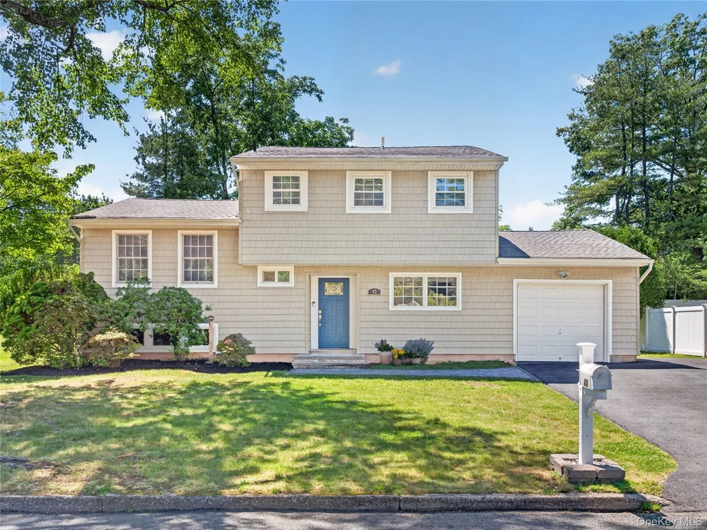 Unit for sale at 42 Chestnut Oval, Orangetown, NY 10962