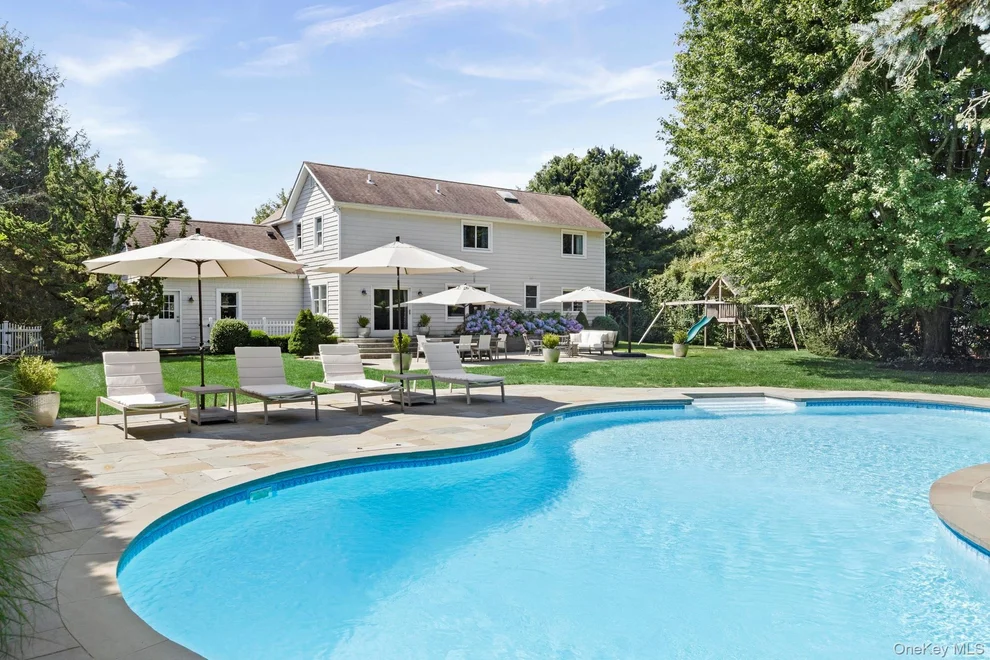 Unit for sale at 5 William Way, Southampton, NY 11968