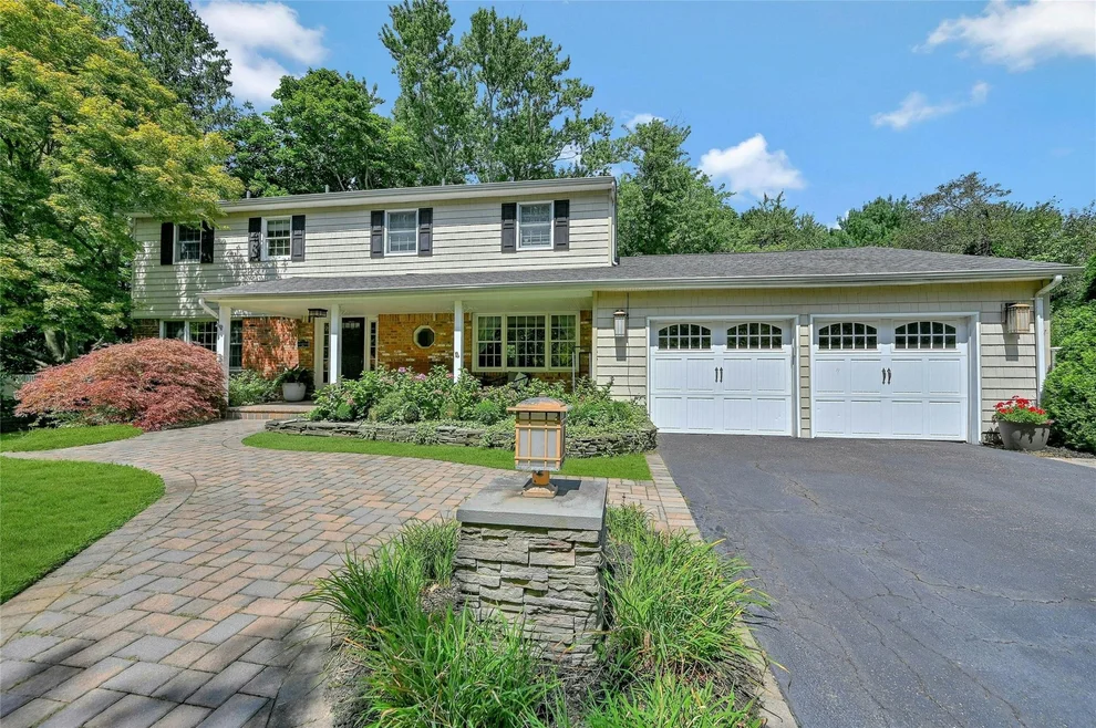 Unit for sale at 20 Polly Drive, Huntington, NY 11743