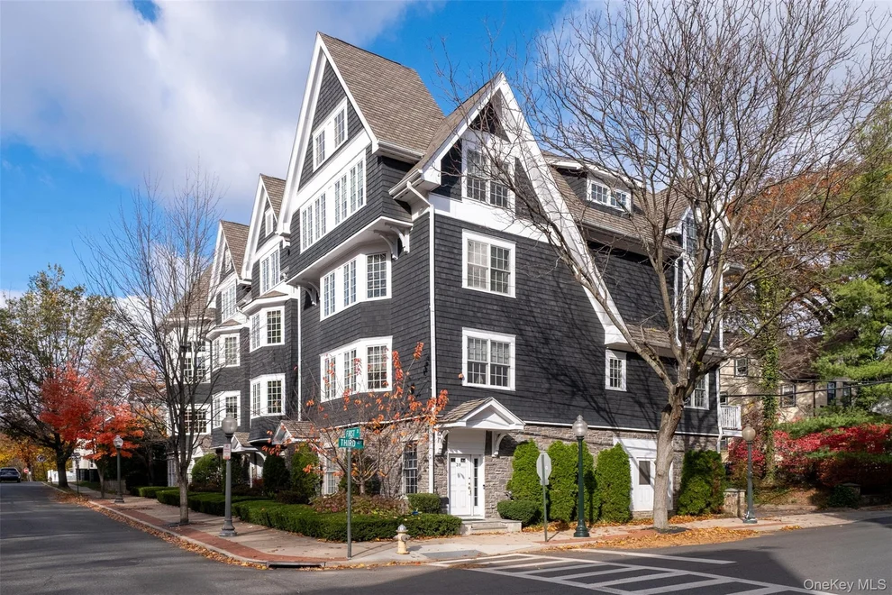 Unit for sale at 39 1st Street, Pelham, NY 10803