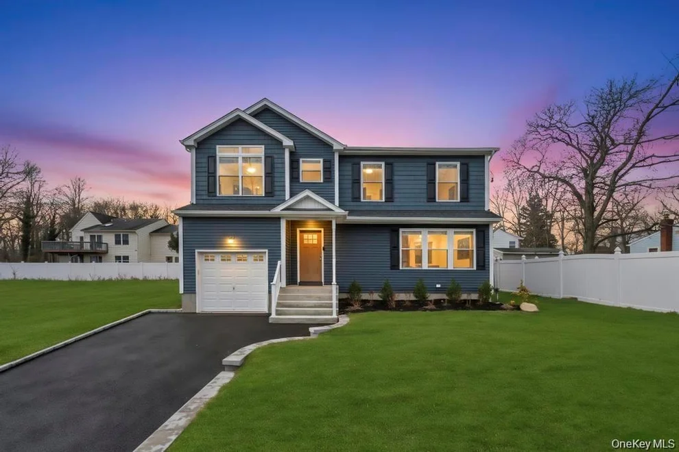 Unit for sale at 42 Volta Drive, Babylon, NY 11729