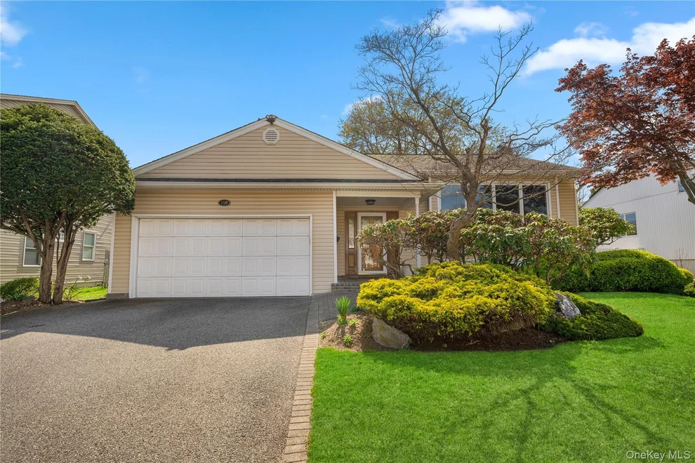 Unit for sale at 150 Roxton Road, Oyster Bay, NY 11803