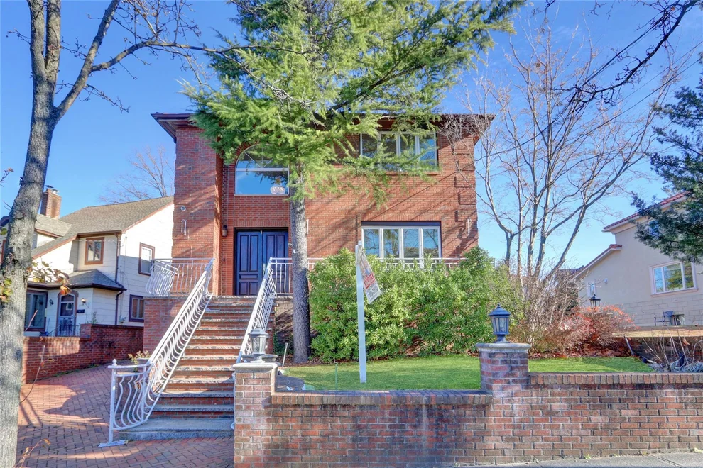 Unit for sale at 51-11 Browvale Lane, New York, NY 11362