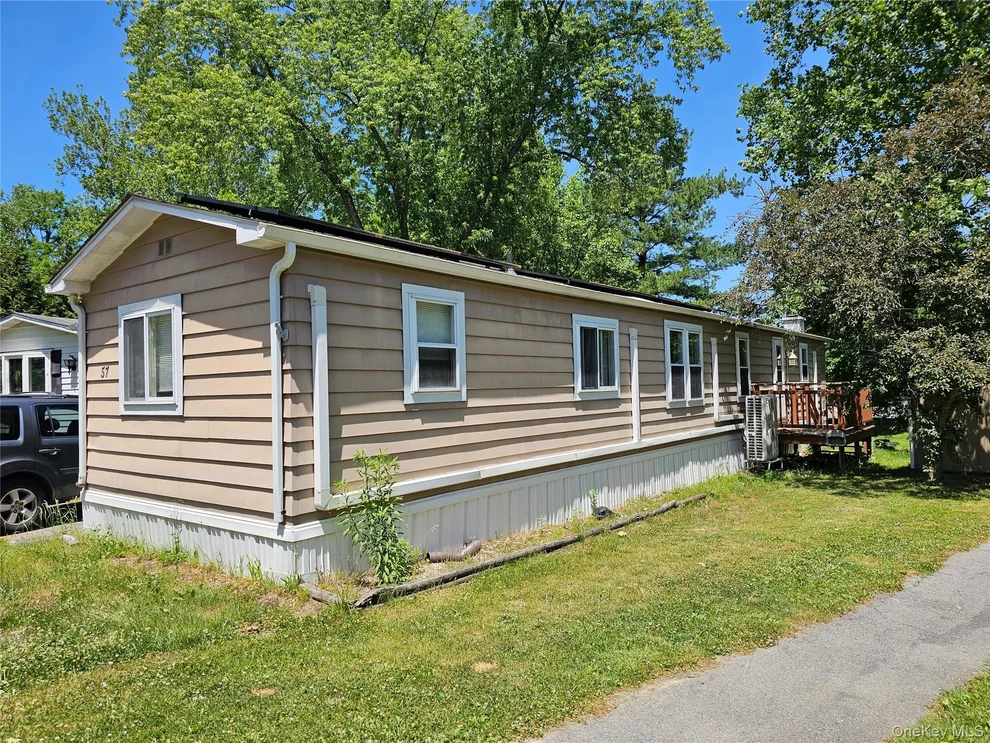 Unit for sale at 57 Sheafe Rd, Poughkeepsie, NY 12601