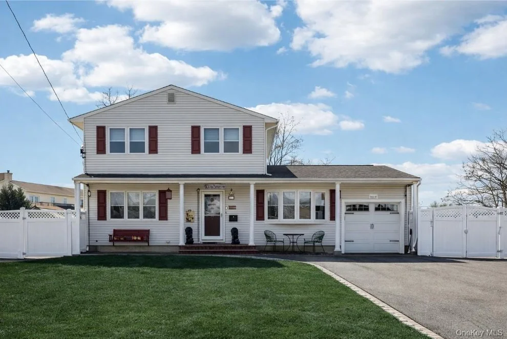 Unit for sale at 31 Circle Lane, Islip, NY 11706