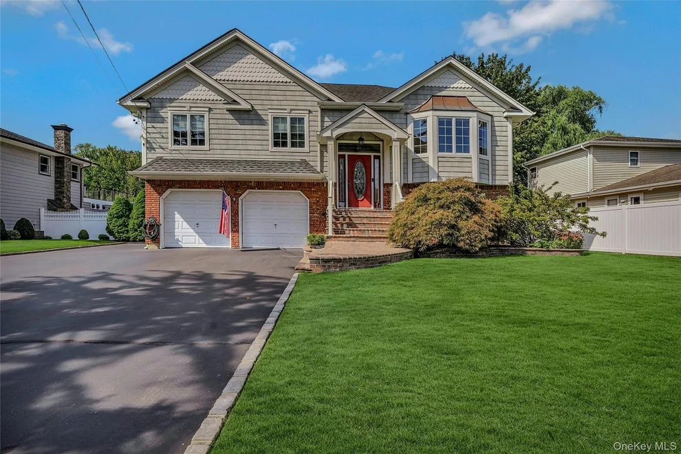 Unit for sale at 30 W Shore Road, Islip, NY 11769