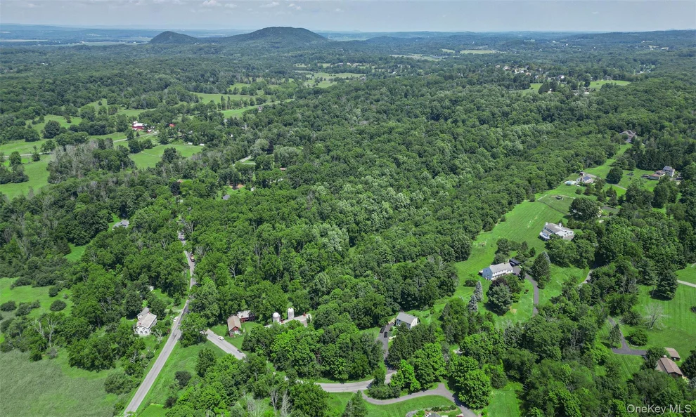 Unit for sale at Deer Pond Lot 2 Drive, Warwick (Town), NY 10990