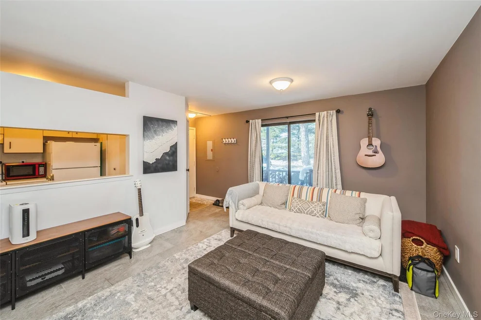 Unit for sale at 615 Broadway, Babylon, NY 11701