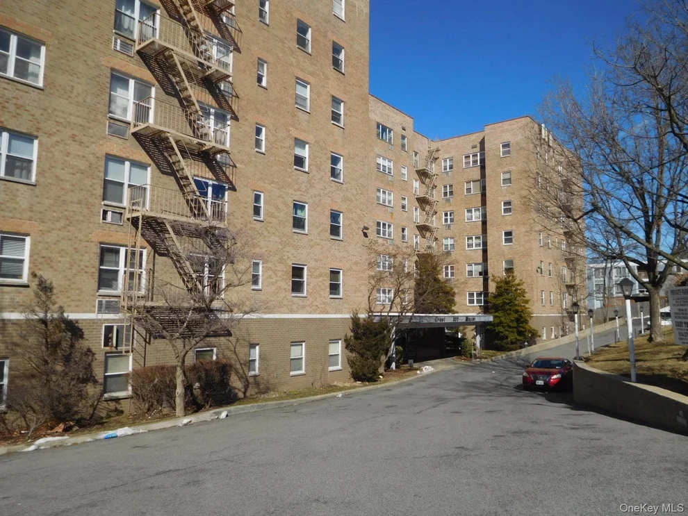Unit for sale at 377 N Broadway, Yonkers, NY 10701