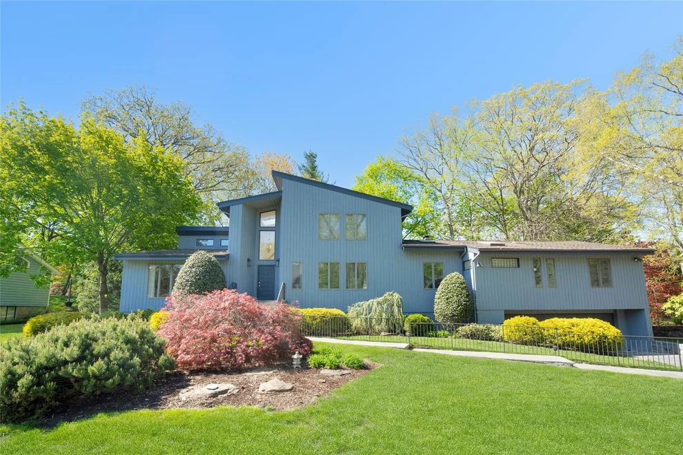 Unit for sale at 155 Barton Road, White Plains, NY 10605