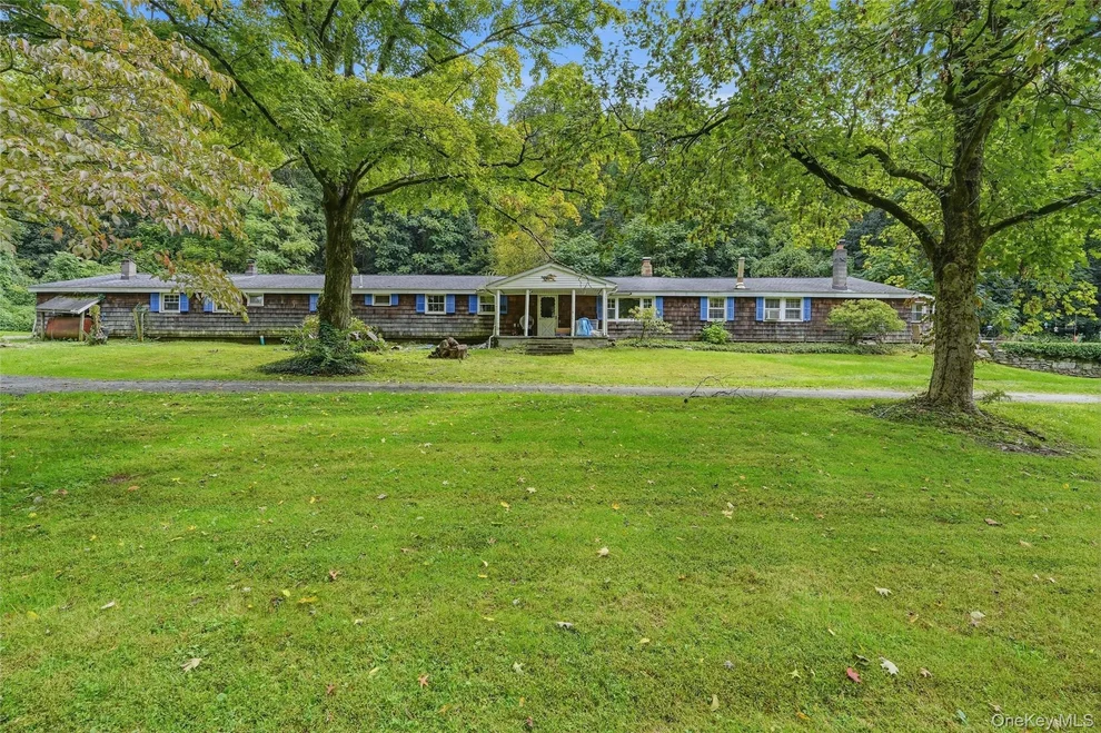 Unit for sale at 5 Douglas Drive, Wappinger, NY 12590