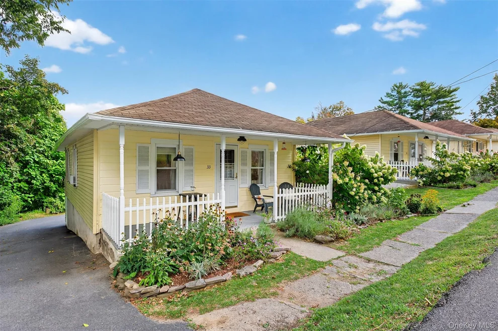 Unit for sale at 33-35 Hudson Terrace, Marlboro, NY 12542