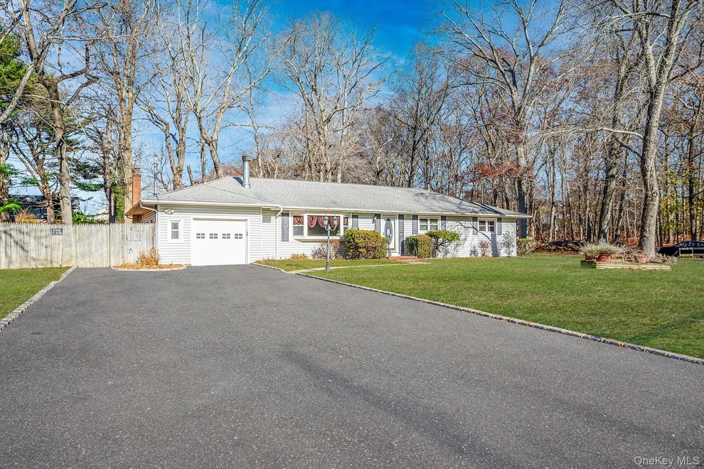 Unit for sale at 17 Coram Swezeytown Road, Brookhaven, NY 11727