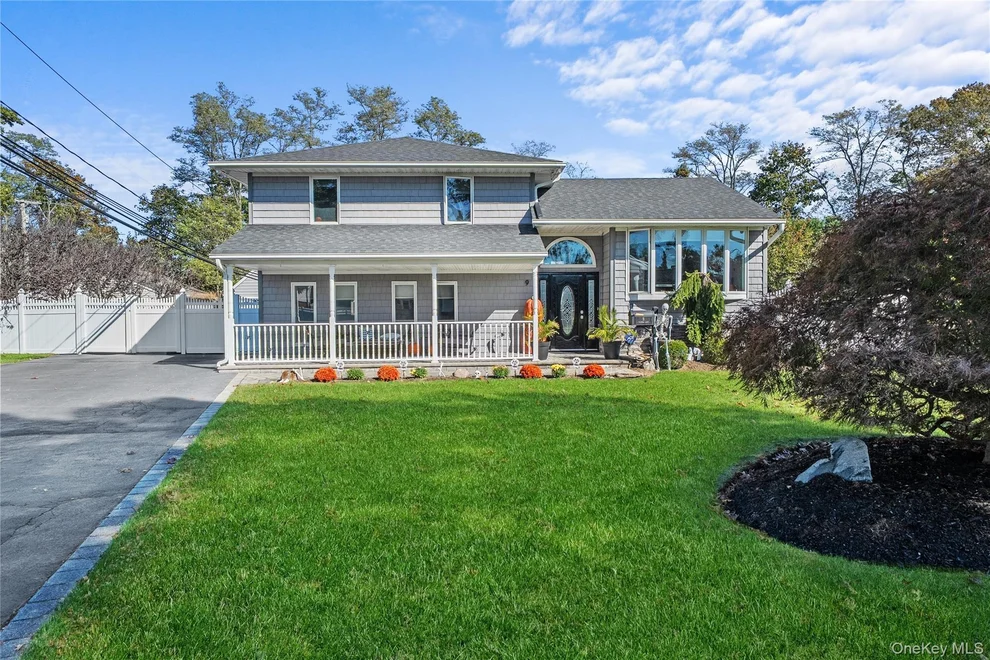 Unit for sale at 9 Cynthia Lane, Islip, NY 11730
