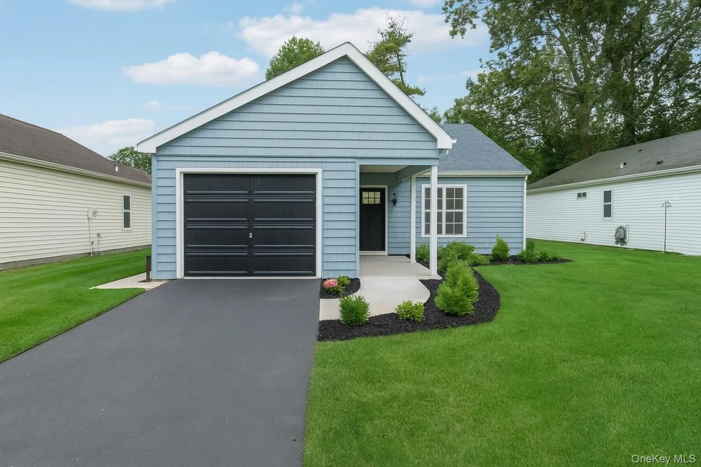 Unit for sale at 147 Edinburgh Drive, Brookhaven, NY 11961
